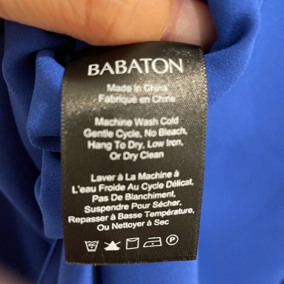 ARITZIA Babaton blouse.  Size S - Picture 5 of 6